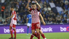 O golo de Sotiris que apurou Olympiacos para o playoff da Liga Europa... aos 90'+5
