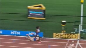 Novo drama holandês em Budapeste: estafeta 4x400 perde ouro com queda a cinco metros da meta