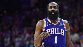 «Mentiroso!»: NBA investiga acusação de James Harden a diretor geral dos Philadelphia 76ers