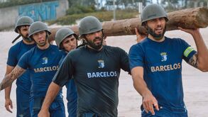 OC Barcelos faz treino militar para desenvolver os valores de uma equipa