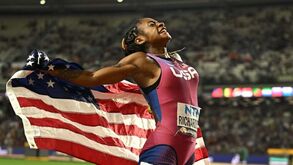 Sha'Carri Richardson sagra-se campeã mundial dos 100 metros
