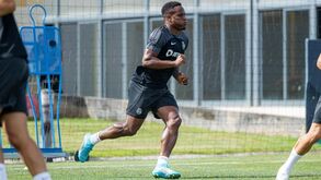 Jovane embarca hoje para Itália