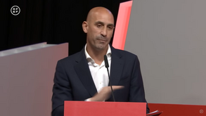 Luis Rubiales diz que beijo foi 