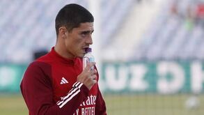 Tiago Gouveia viajou para Barcelos mas pediu para jogar pelos bês do Benfica