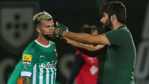 Luís Freire e os rumores que ligam Costinha e Guga ao FC Porto: «Não tem de haver conversa...»