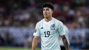 Jorge Sánchez para fechar antes de Francisco Conceição