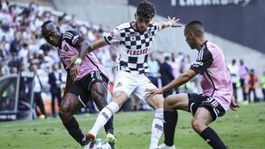 Relvado do Estádio do Bessa ficou em mau estado