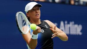 Iga Swiatek apura-se para a segunda ronda do US Open