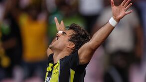 Al Wehda- Al Ittihad, 0-3: Jota sai do banco e mostra serviço