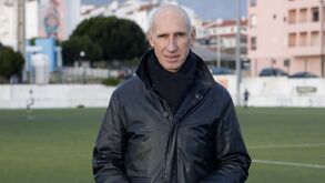 Patrice Lagisquet escolhe 33 para o Mundial