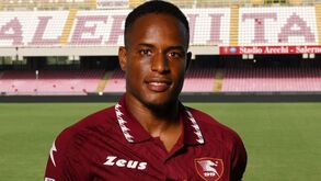 Jovane estreia-se e Paulo Sousa volta a empatar