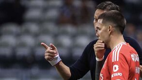 Álvaro Magalhães fala dos laterais no Benfica: «Schmidt 'matou' Ristic»