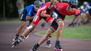 Afonso Silva é campeão mundial júnior de patinagem de velocidade em estrada