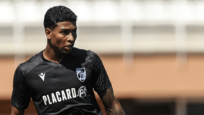 Matheus Índio emprestado pelo V. Guimarães ao Vojvodina