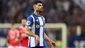 Notícia Record: Negociações entre FC Porto e Milan encerradas. Taremi continua nos dragões