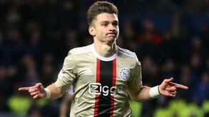 Camisola 10 do FC Porto reservada para Francisco Conceição