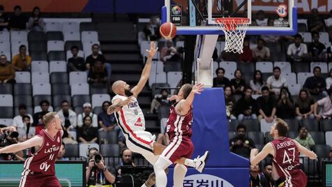 Brasil perde para a Letônia e está eliminado do Mundial de basquete