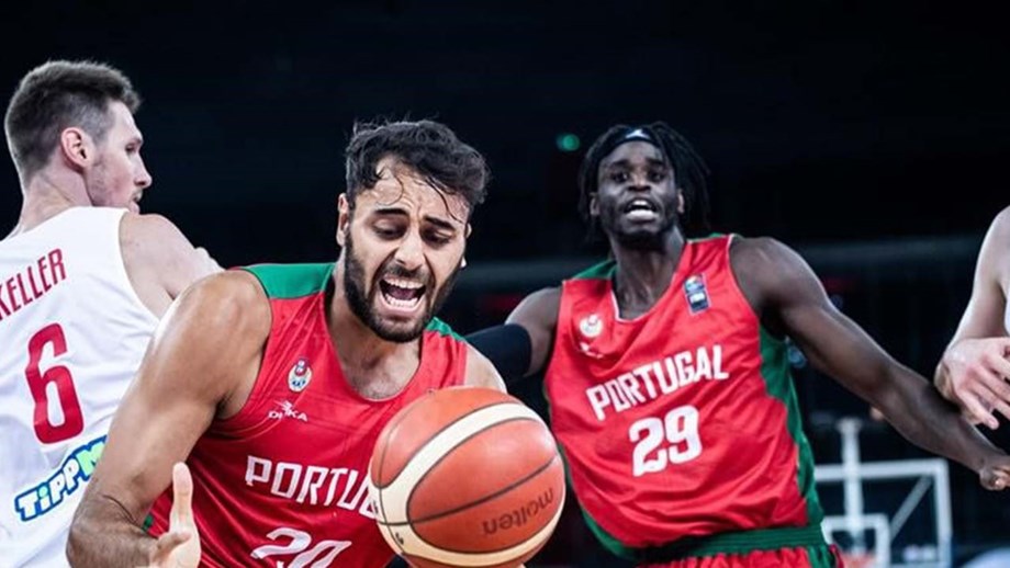 Basquetebol Fim do sonho olímpico de Portugal