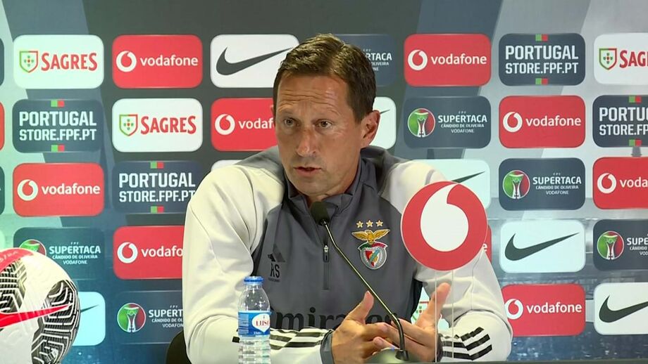 Treinador do Benfica assume esperar um jogo de "qualidade" do juiz da AF Évora