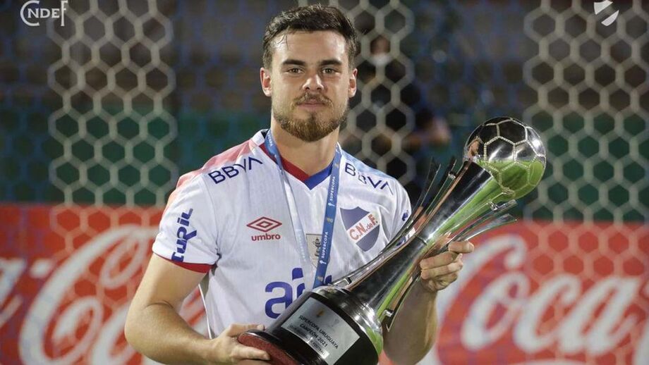 Trezza chega do Nacional Montevideo