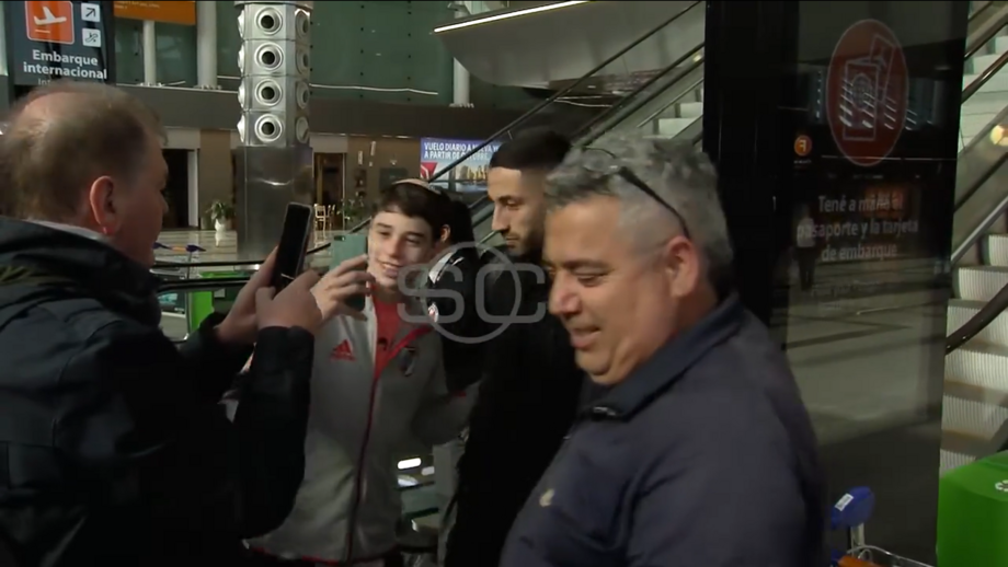 Alan Varela aterra hoje no Porto