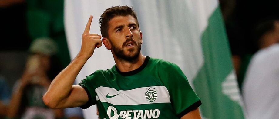 Paulinho diz 33 a caminho dos 100