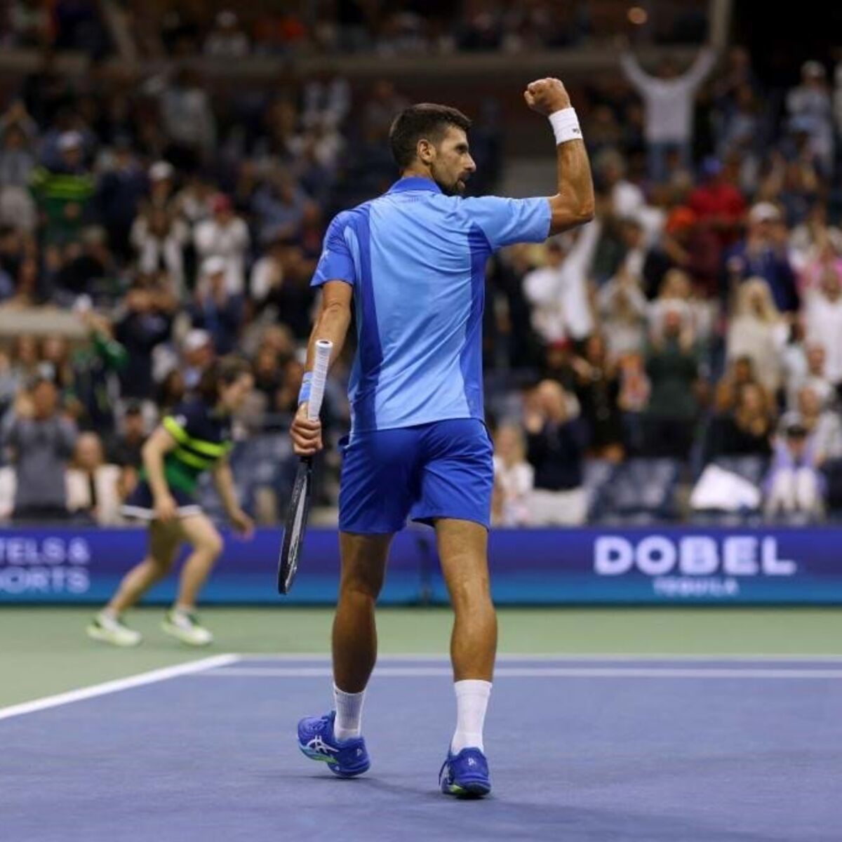 Djokovic sai atrás, mas vira sobre Sérvio Laslo Djere e vai às oitavas do  US Open - Folha PE