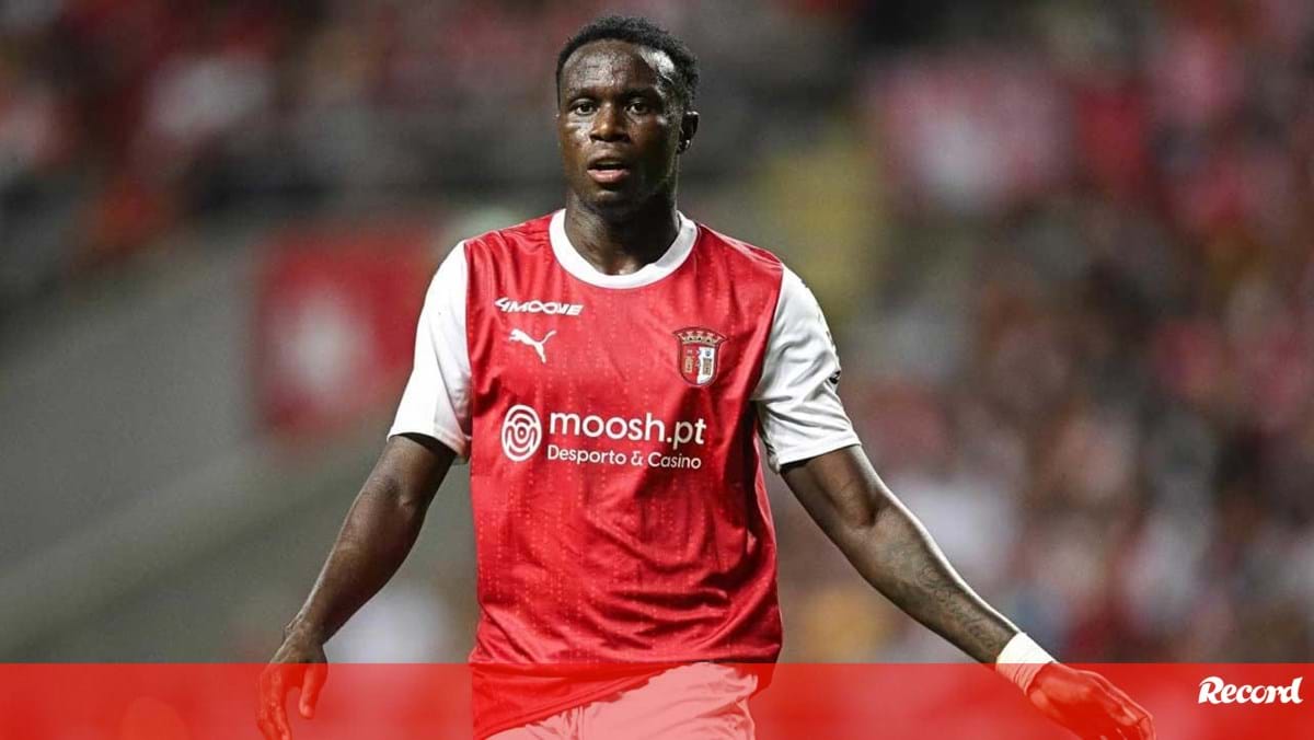 Bruma é o Futebolista do Ano do Sp. Braga: «Pergunto-me porque não cheguei aqui há mais tempo...»