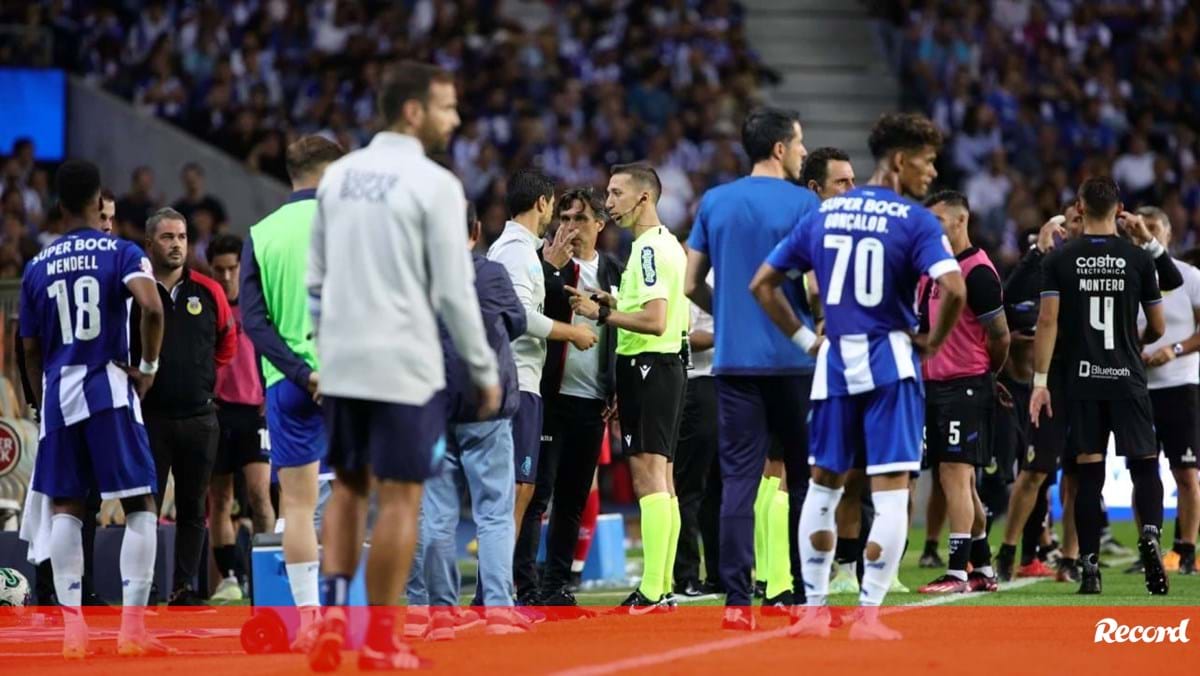 Der FC Porto bittet darum, das Spiel gegen Arouca „aufgrund des Fehlverhaltens des Schiedsrichterteams“ abzusagen – FC Porto