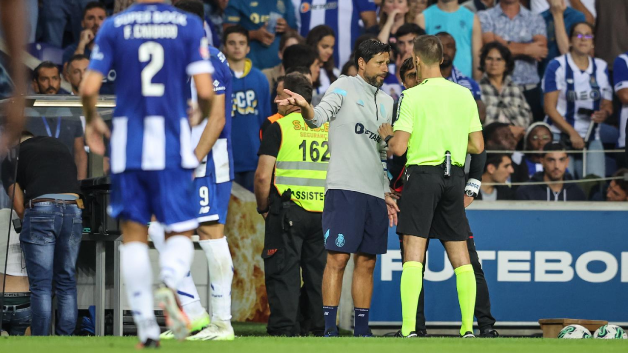 VAR no Dragão esteve 14 minutos sem energia e reserva estava