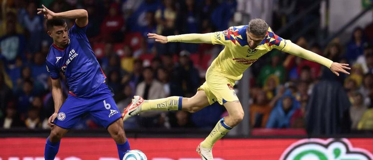 Erik Lira (à esquerda)