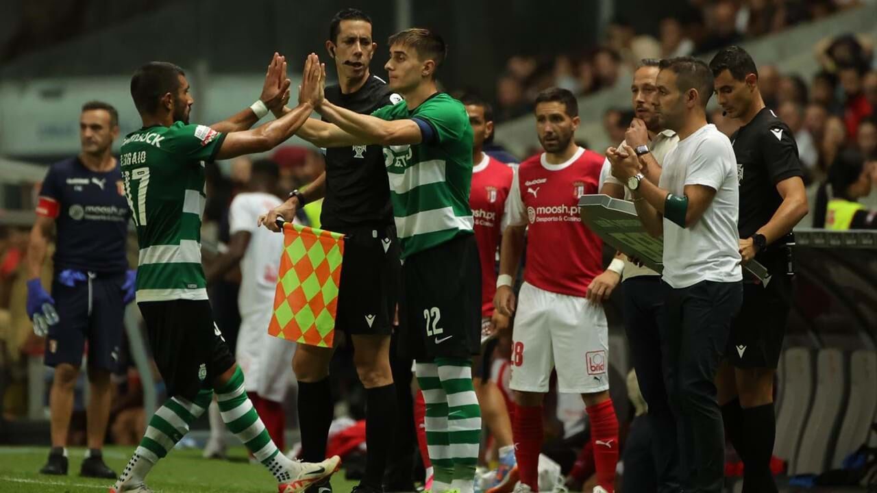 Ricardo Esgaio tem ajudado Fresneda a interiorizar as rotinas da equipa leonina 