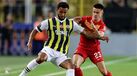 Villadsen foi titular diante do Fenerbahçe e curiosamente até marcou