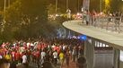 As imagens do alvoroço no exterior do Estádio da Luz depois de um adepto se sentir mal