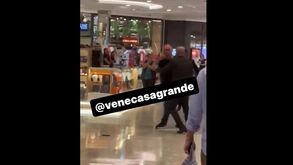 Escândalo no Brasil: Dirigente do Flamengo agride adepto num shopping