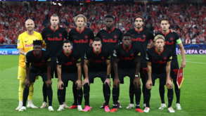 Salzburgo derrotou o Benfica com o onze mais jovem de sempre da história da Champions