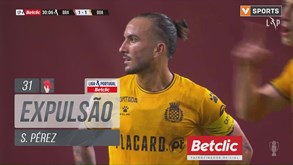 O momento da polémica no Sp. Braga-Boavista: Pérez viu dois amarelos em 15 segundos e foi expulso