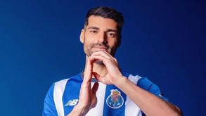 Acordo com o Milan cai e Taremi fica