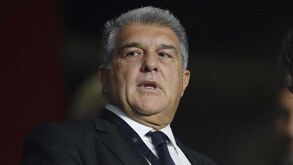 Joan Laporta já apresentou garantias pessoais para desbloquear João Cancelo e João Félix 