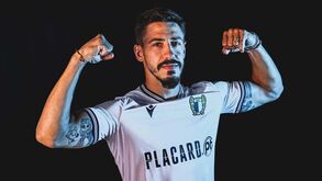Oficial: Famalicão empresta André Simões ao Leixões