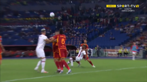 Em queda... de forma acrobática: Rafael Leão estreou-se a marcar em 23/24 desta forma