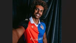 Renato Veiga entra com tudo: Marca na estreia pelo Basileia