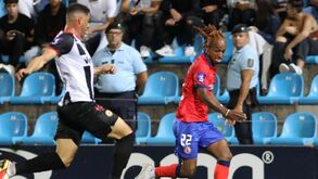 A crónica do Trofense-Varzim, 0-0: Líder travado teima em não sair do topo