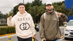 Otamendi e Enzo Fernández reencontram-se na Argentina