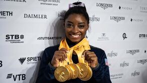 Simone Biles anuncia intenção de competir nos Jogos Olímpicos de Paris
