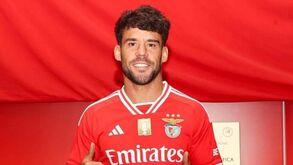 Juan Bernat ainda à parte do plantel do Benfica