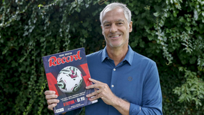 O onze de Rui Águas para a Liga Record: «Acredito que esta equipa se bateria bem»