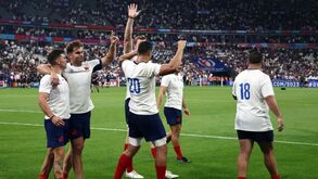 Mundial: anfitriã França bate Nova Zelândia no jogo de abertura