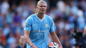 Haaland evita comparação com Mbappé e lembra: «Messi e Cristiano Ronaldo fizeram coisas loucas»