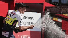 Rui Costa vence 15.ª etapa da Volta a Espanha